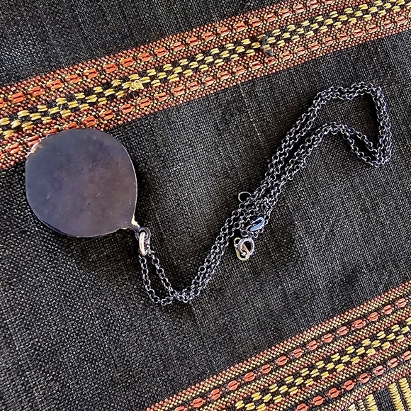 Change things up with a look back to the famed civilization of ancient Greece! - Picture 3 of 4